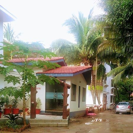 Ruturaj Inn Alībāg Zewnętrze zdjęcie